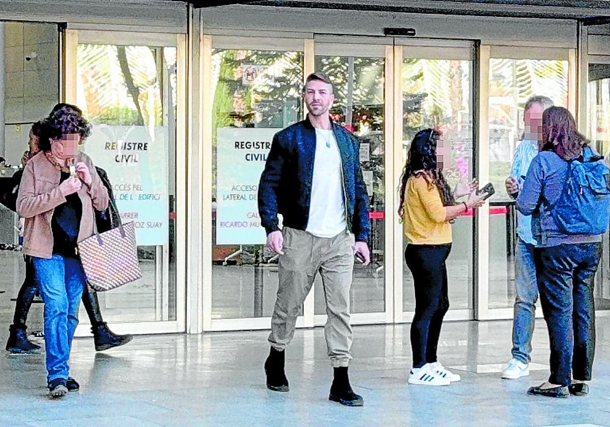 España: Violencia xenófoba contra inmigrantes revela racismo sistémico