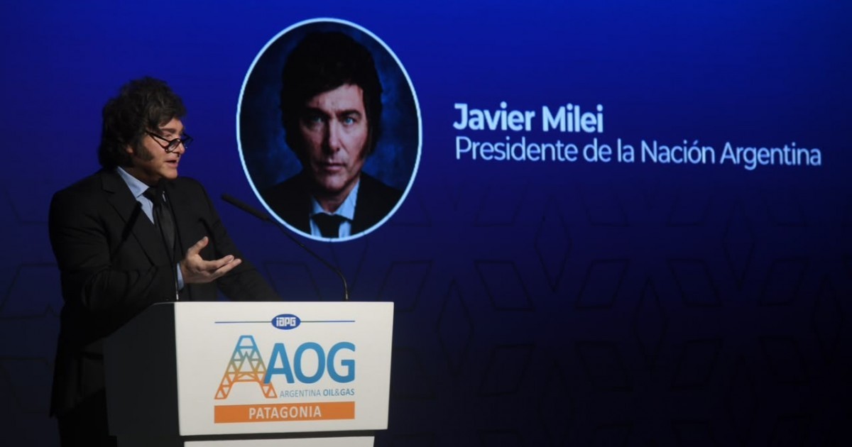 Milei niega la devaluación mientras se agrava la crisis del modelo